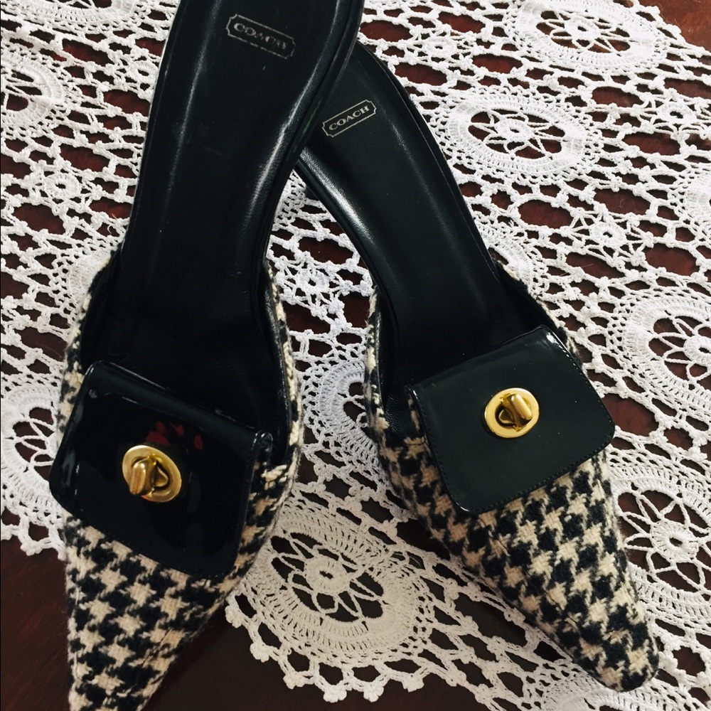 COACH SHOES
